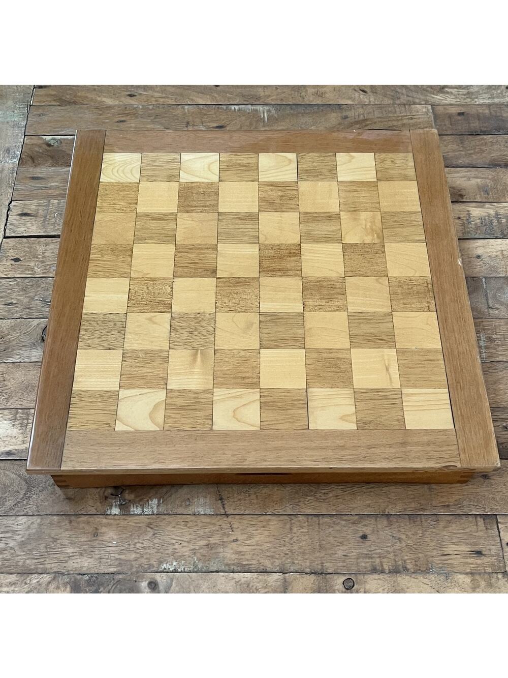 Vintage Condor Chess Set Inlaid Wood w/ Hinged Compartment Lined Made in Italy
